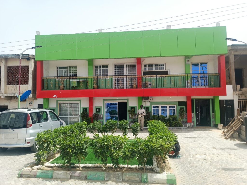 Sauki Plus Compound